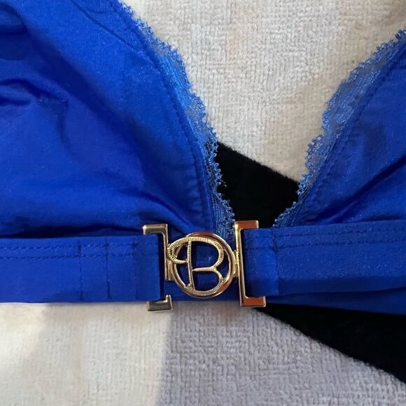 SUGAR BEACH BEACH BUNNY TOP!! - Picture 2 of 6